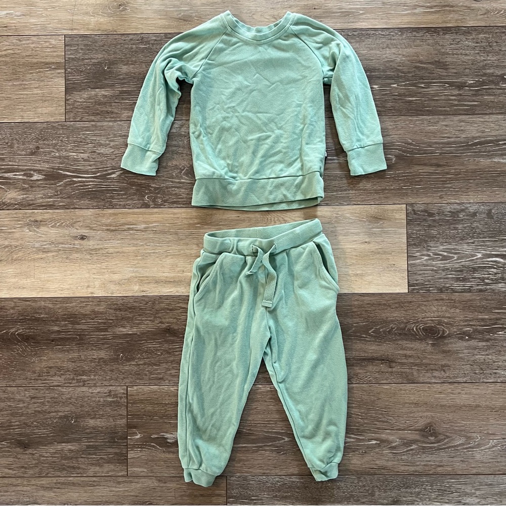 NWOT Kyte Baby 18-24M Bamboo Jogger Set in Wasabi 🍵